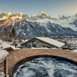 Chalet Onthe Rocks