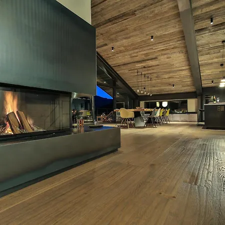 Chalet Onthe Rocks Chamonix