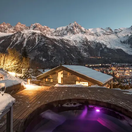 Onthe Rocks Chalet *