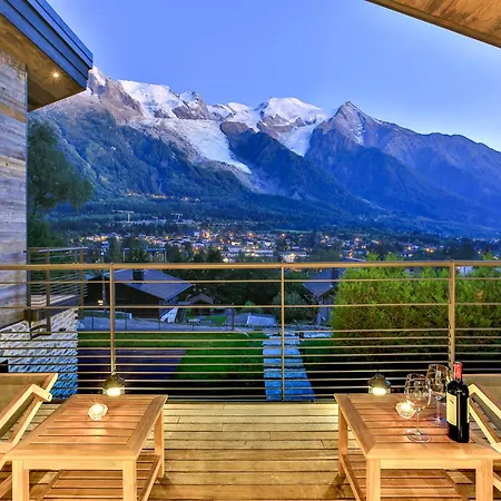 Chalet Onthe Rocks *
